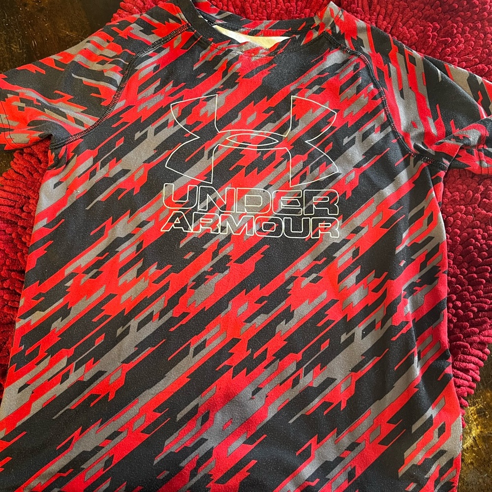 Under Armour Kids red and Black